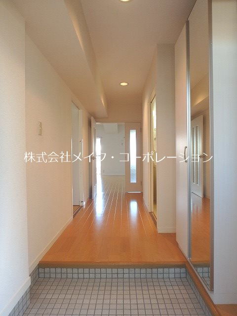 クレバー室見 玄関