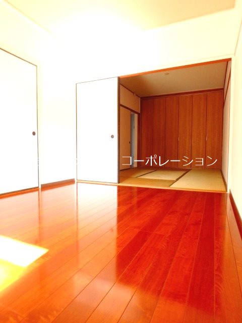 ベッドルーム フローラル城南 ベッドルーム