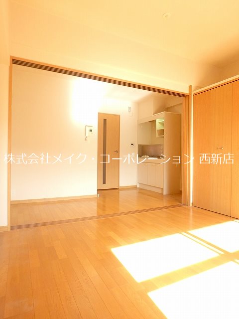 RJR姪浜～ネット無料～ リビング