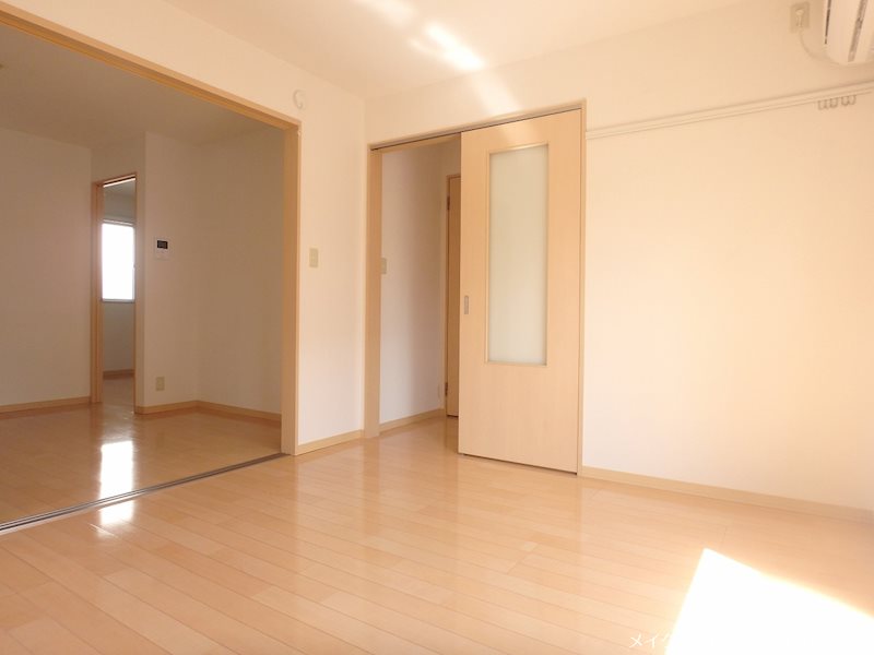 セレッソ若葉台A棟 リビング