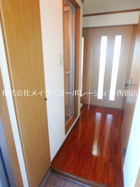 フルハウス野芥 玄関