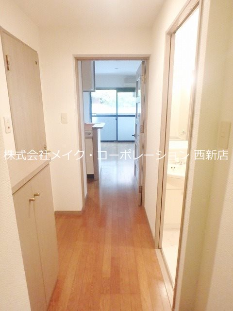 メゾン・ド・アミ 玄関