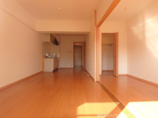 写真は同型タイプ ウィステリア リビング