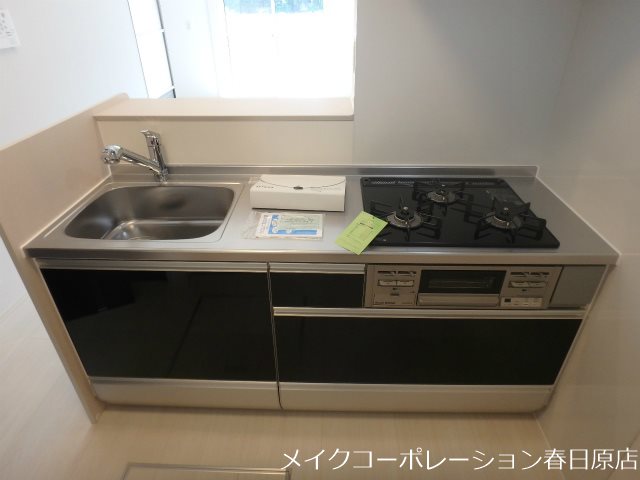 写真は同型タイプ D-room光丘 キッチン