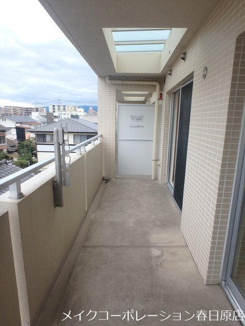 写真は同型タイプ ラフィーネ昭南 ベランダ