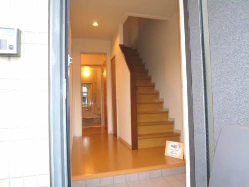 サンライト片縄 玄関