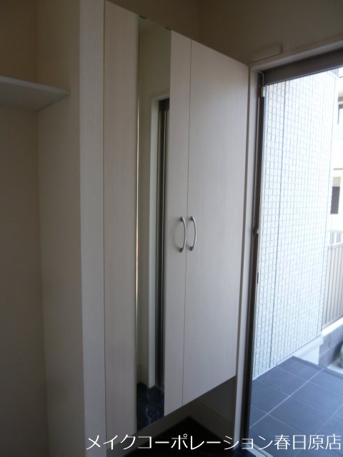 エスペランサ惣利B棟 玄関