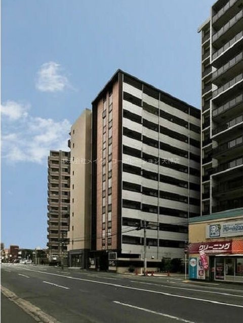 グローリー平尾 外観