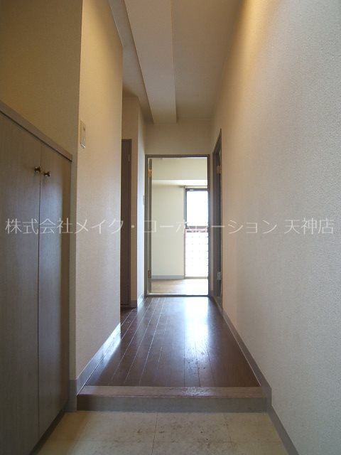 玄関 ルブラン薬院 玄関