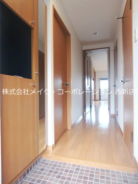 シャルドーネ石丸 玄関