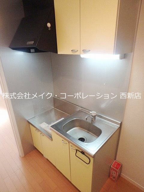 クレフラスト別府Ｂ棟～ネット無料～  キッチン