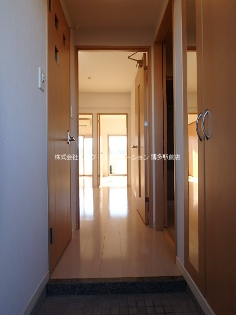 プレスタイル博多EAST 玄関
