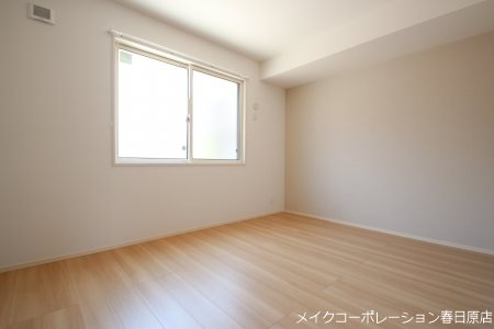 グラースT ベッドルーム