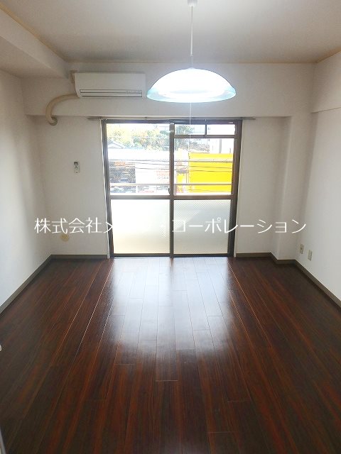 ベッドルーム アールズテラス荒江 ベッドルーム