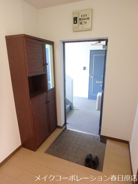 シャトー二日市 玄関