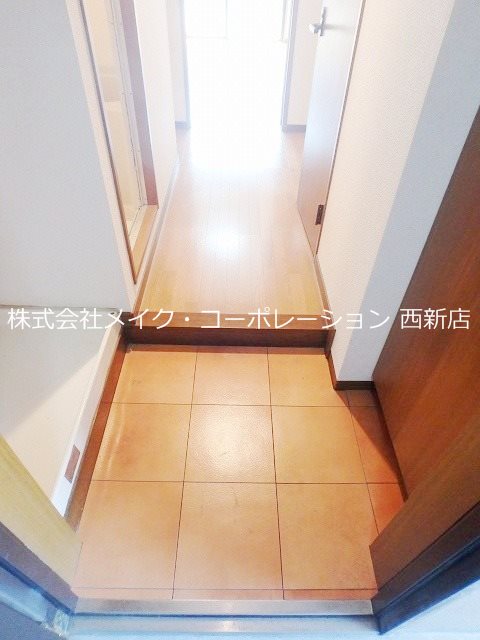 ナウパレス百道浜～ネット無料～ 玄関
