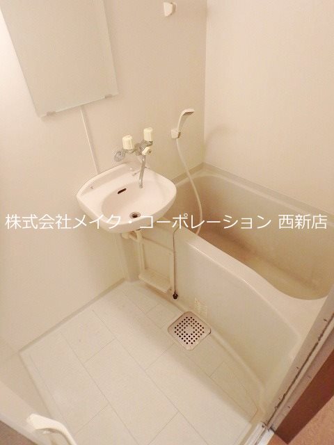 ナウパレス百道浜～ネット無料～ 風呂画像