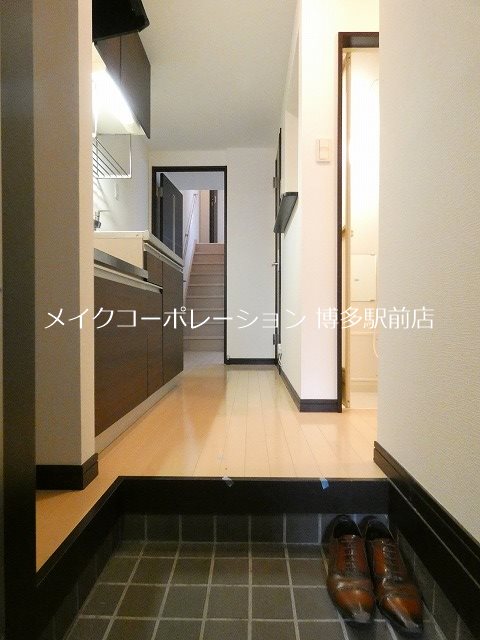 CAMELOT HAKATA canalside 玄関