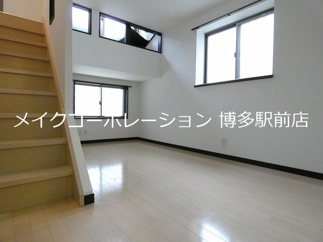 CAMELOT HAKATA canalside リビング