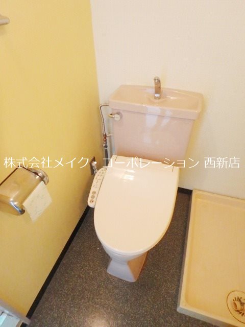トイレ KDXレジデンス西新~ネット無料~ その他2