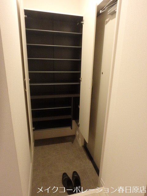 ウエストヒルズ那珂川 玄関