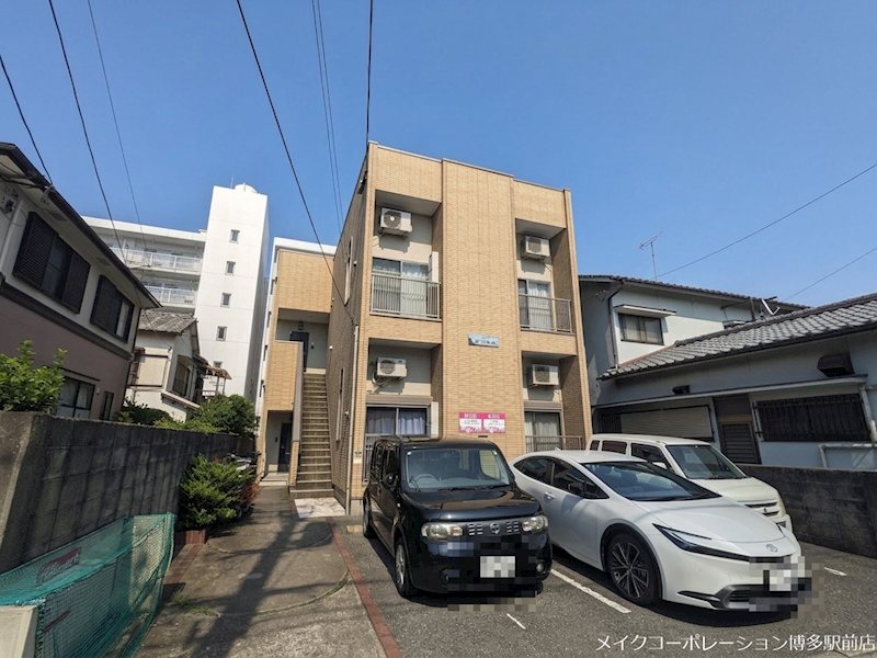 エトレーヌ吉塚 外観