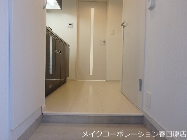 リブリ・岡本Ⅱ 玄関