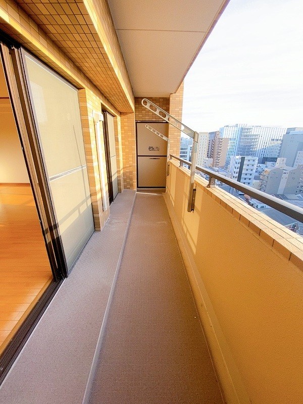 コモダスパッソ天神 ベランダ