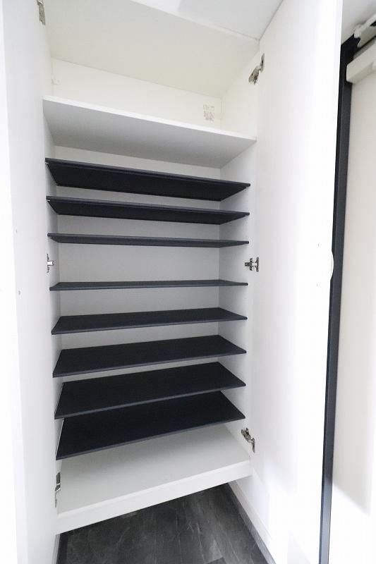 Modern Palazzo 姪浜North 玄関