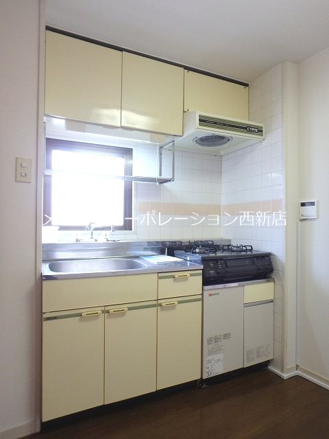 ウエルス西新 キッチン