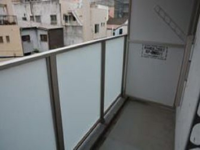 カトラス天神南 ベランダ