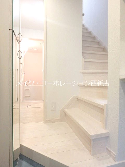 玄関 クワトロ・ヴィラ姪浜南~ネット無料~ その他10