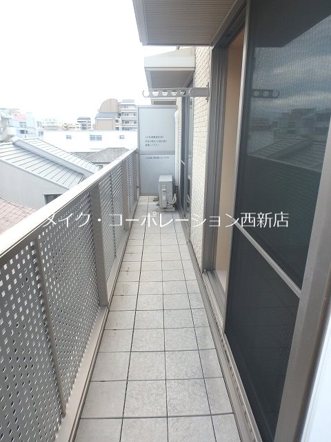 サンク西新Ｂ棟～駐車場無料～ ベランダ