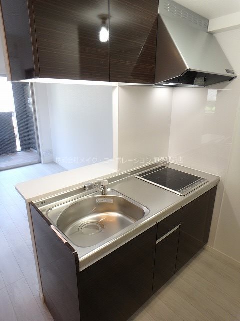 アクタス天神スクエア キッチン