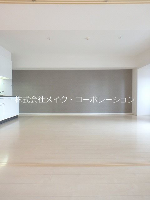 レジディア西新【Jタイプ】  リビング