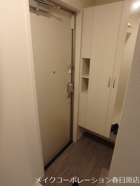 プレシボヌール弥永 玄関
