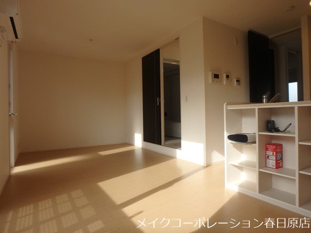 ロイヤルコート曰佐 リビング
