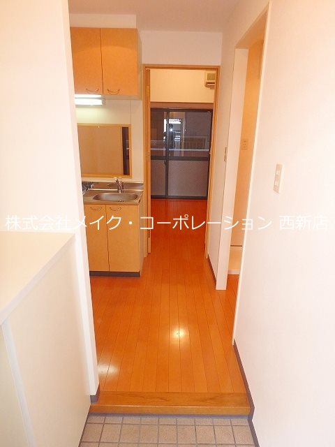 玄関 楠原ビル 玄関