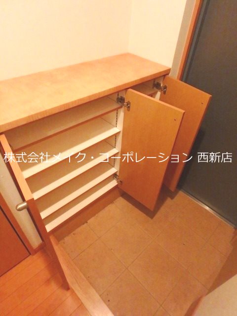 玄関 サンフローラ西新 その他8