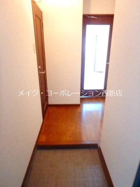 玄関 ベルメゾン百道 玄関