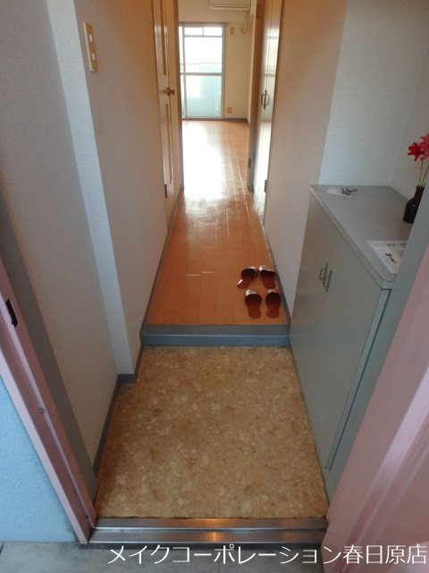 パールハイツ春日原 玄関