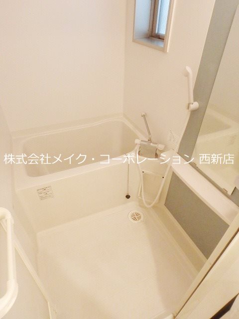 F・PARC西新 風呂画像