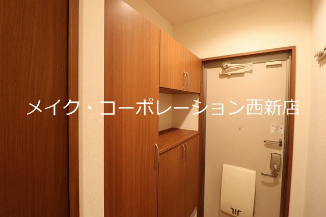 コンフォール城南A棟 玄関