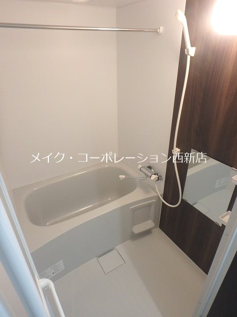 ラ・サンテ野芥 風呂画像