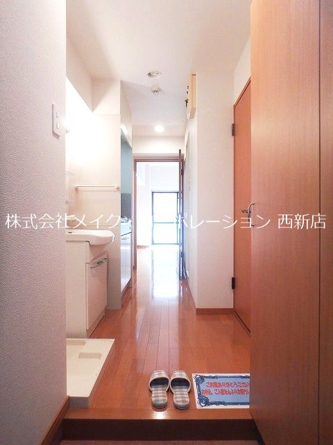 玄関 サンセット室見~ネット無料~ 玄関