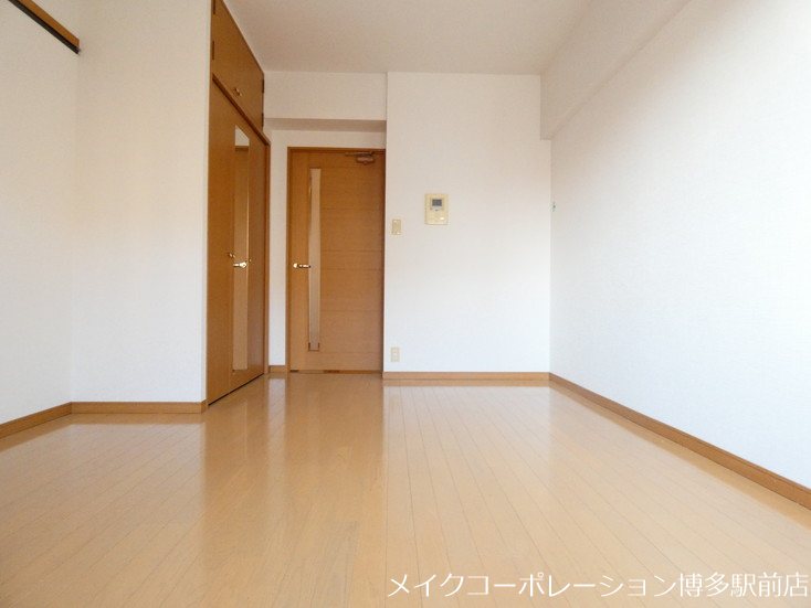 ピュアドームグランテージ博多 リビング