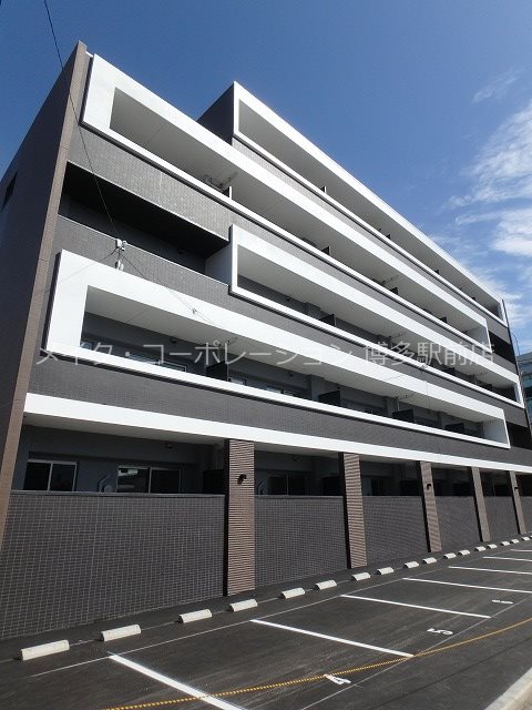 レトワール吉塚 外観