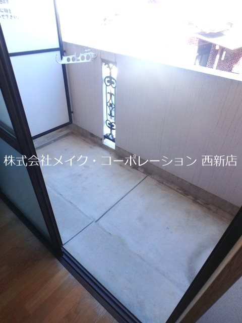 オレンジビル ベランダ