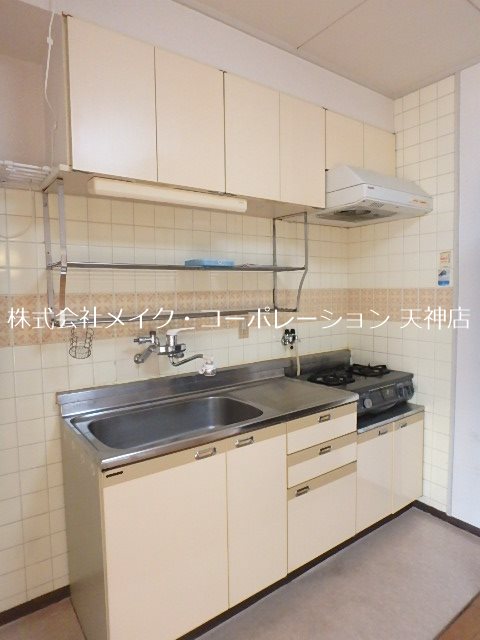 ハイラーク舞鶴 キッチン