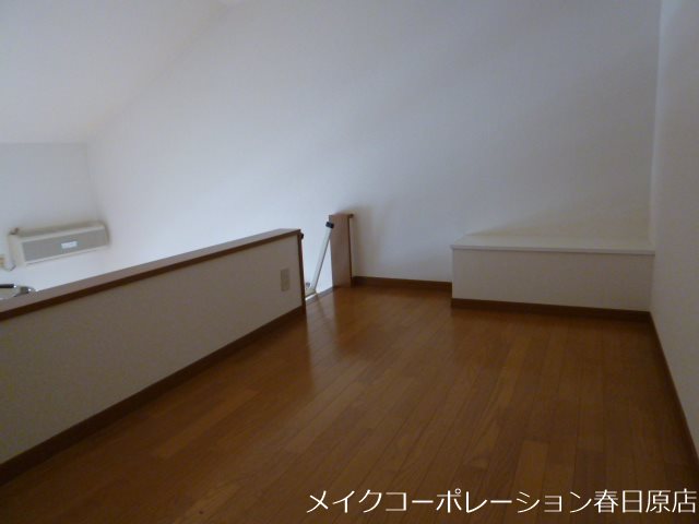 ジュネス10 ベッドルーム